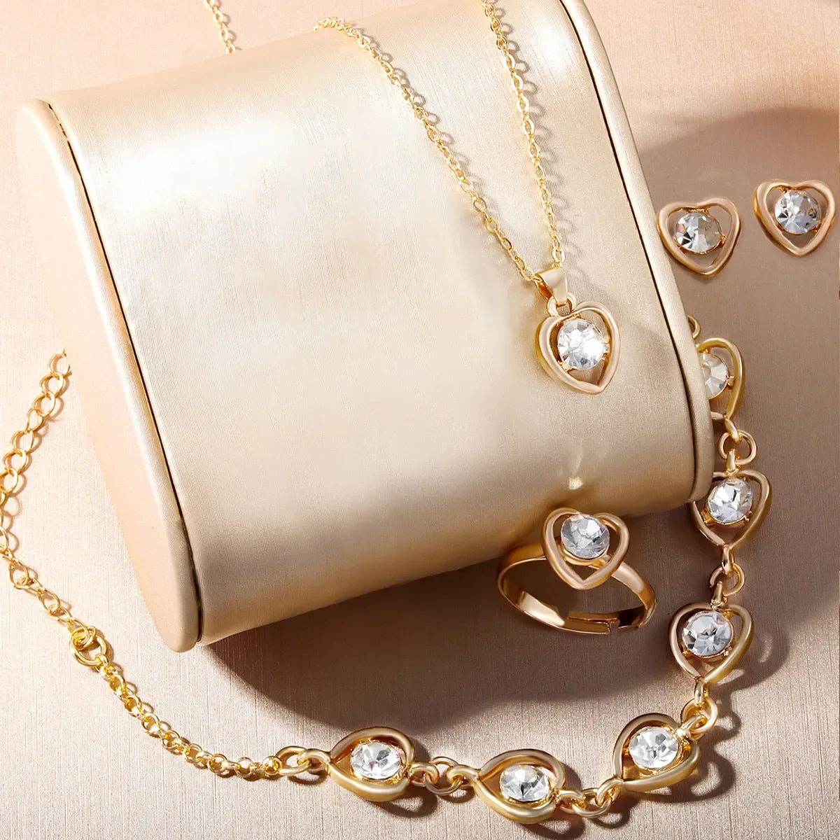 6 PCS New Lxury Love Rhinestone Jewelry Ladies Ring Necklace Earrings Bracelet Set Simple Digital Leather Strap Quartz Watch