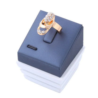 Kiara 4-Piece Gold Jewellery Set – product image 3
